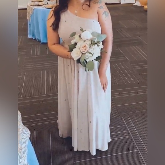 David’s Bridal Bridesmaid Dress - Picture 6 of 7